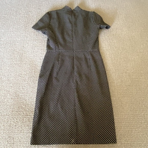 J. Crew Womens 2 Dress Black White with Gold Filigree Sparkle Size 2 Midi - Picture 2 of 13